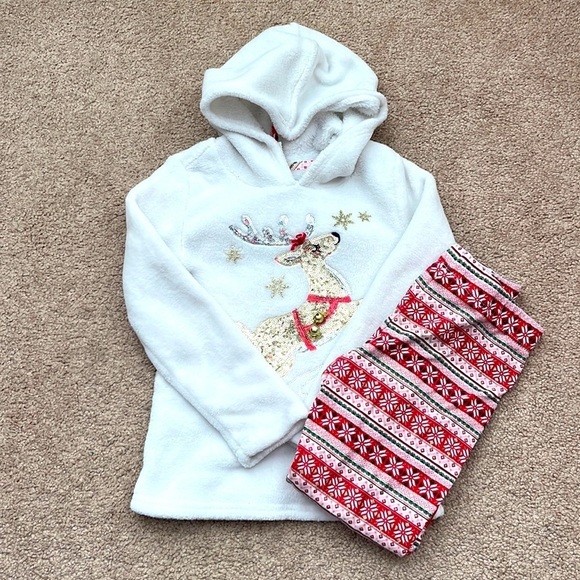 Cynthia Rowley Kids Christmas Reindeer Sweater and Pants Set - Small - Picture 1 of 8